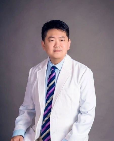 Dr Valen Yang - Principal Practitioner at Nature's Chinese Medicine Perth